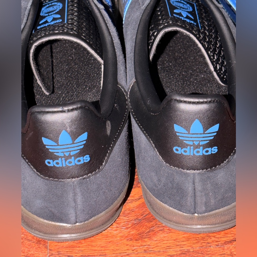 Adidas size 12 - Picture 13 of 14